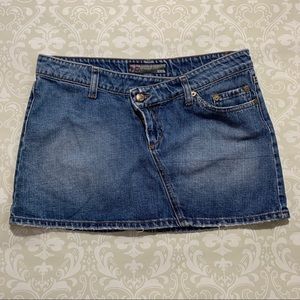 Joe’s distressed denim Navy School skirt size 28